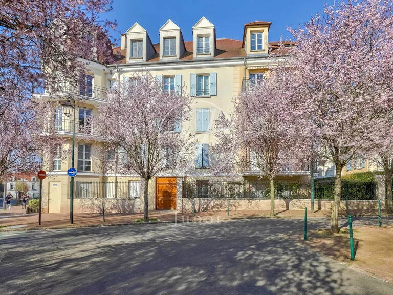 Appartement Rueil-Malmaison - 3 chambres - 119m²