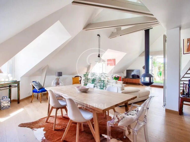 Apartment Rueil-Malmaison - 3 bedrooms - 173m²