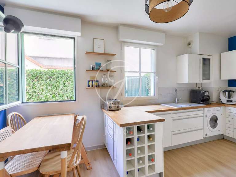 Appartement Rueil-Malmaison - 3 chambres - 107m²