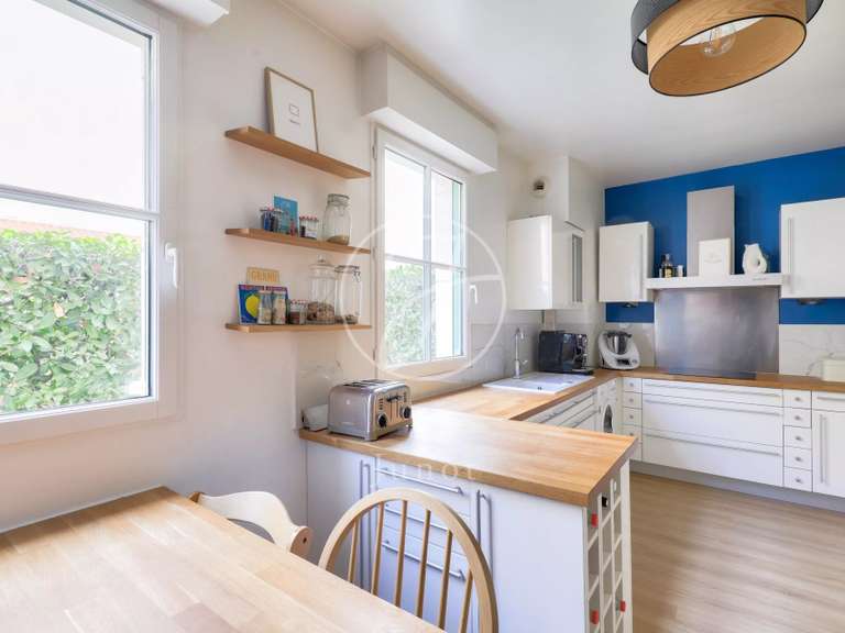 Appartement Rueil-Malmaison - 3 chambres - 107m²