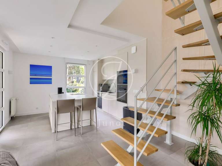 Appartement Rueil-Malmaison - 3 chambres - 123m²