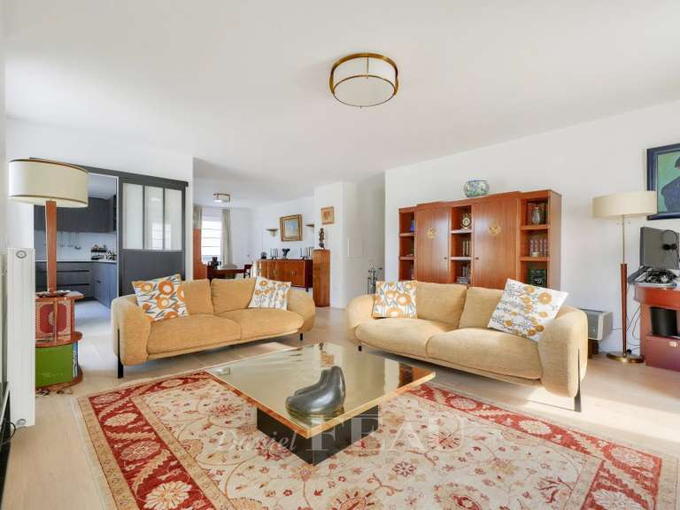 Appartement Rueil-Malmaison - 2 chambres - 111m²