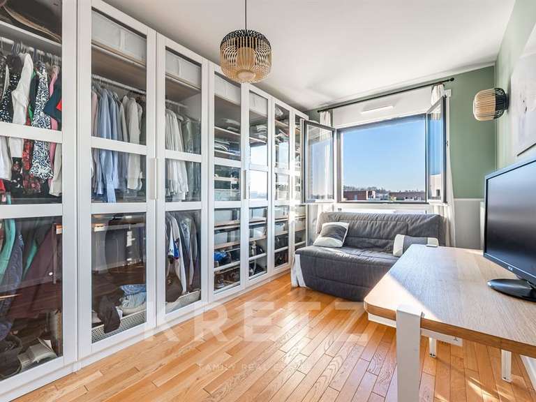 Apartment Rueil-Malmaison - 4 bedrooms - 120m²