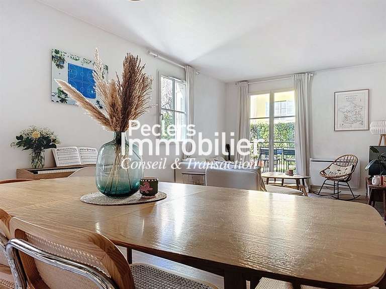 Appartement Rueil-Malmaison - 3 chambres - 107m²