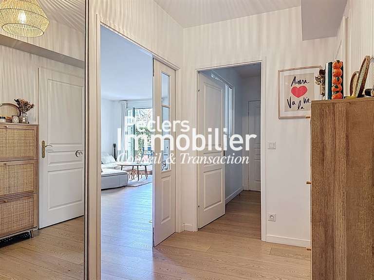 Appartement Rueil-Malmaison - 3 chambres - 107m²