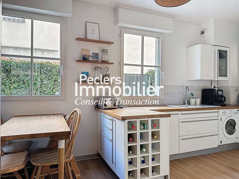 Appartement Rueil-Malmaison - 3 chambres - 107m²