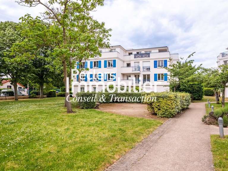 Appartement Rueil-Malmaison - 4 chambres - 109m²
