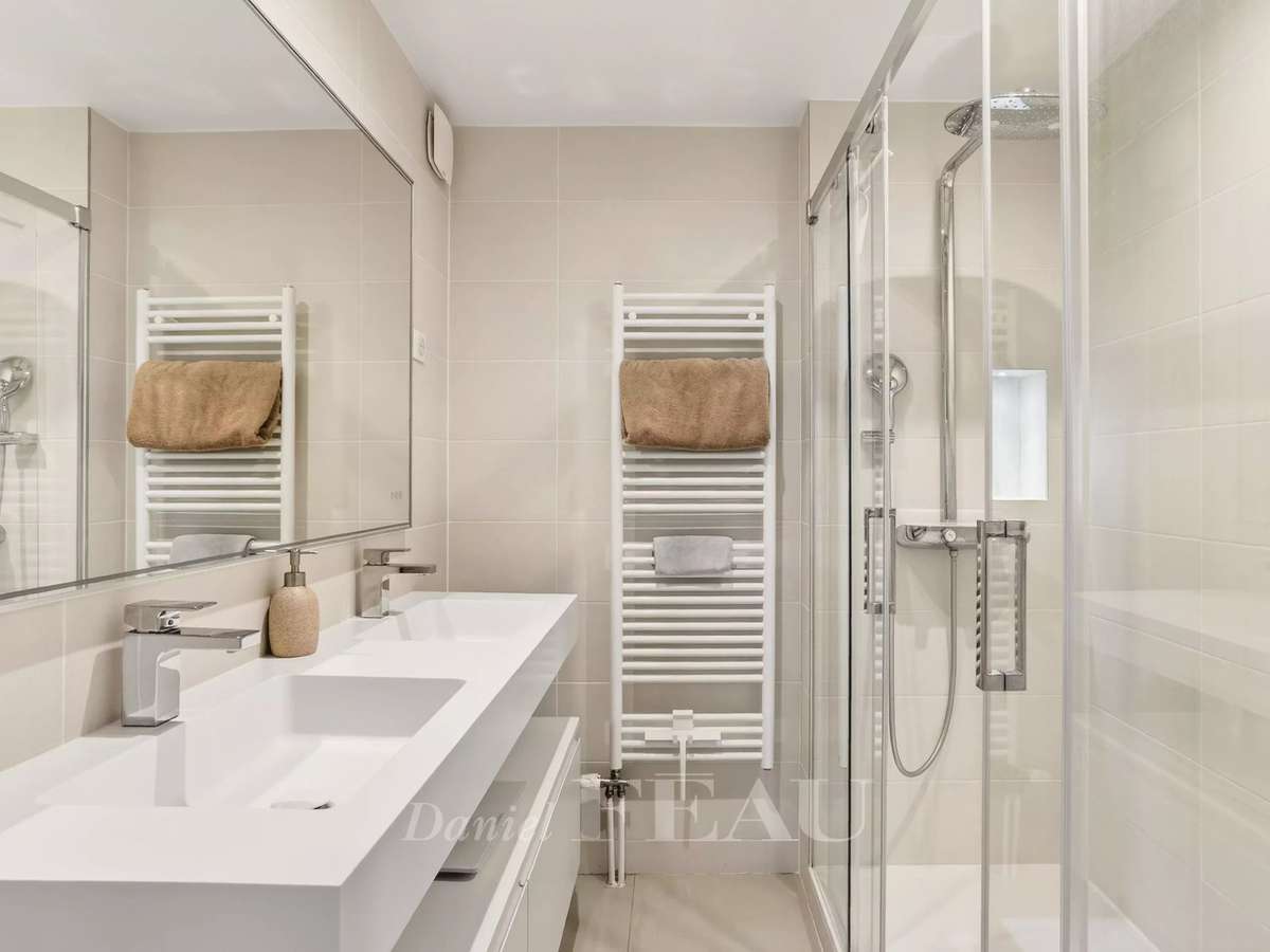 Apartment Rueil-Malmaison