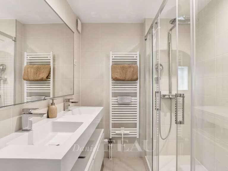Apartment Rueil-Malmaison - 3 bedrooms - 101m²
