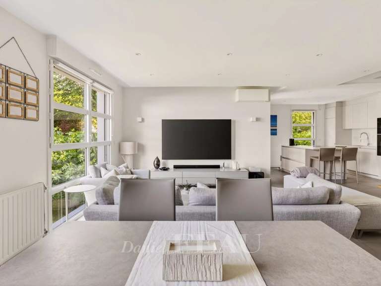Apartment Rueil-Malmaison - 3 bedrooms - 101m²