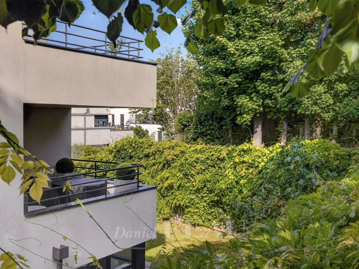 Apartment Rueil-Malmaison