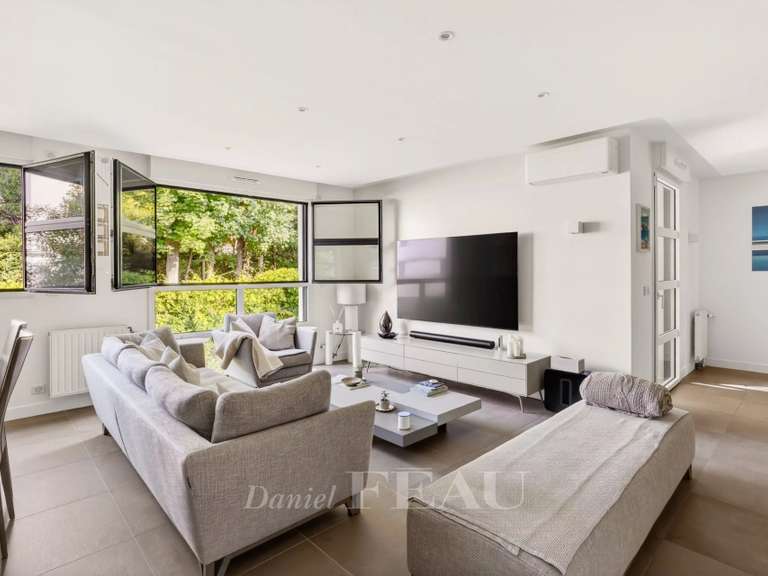 Apartment Rueil-Malmaison - 3 bedrooms - 101m²