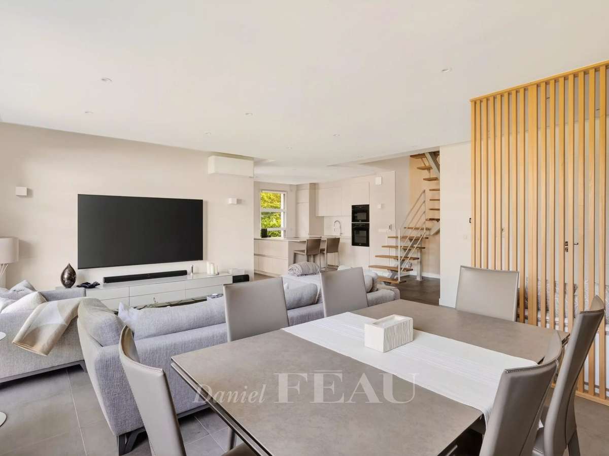 Apartment Rueil-Malmaison