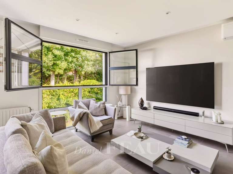 Apartment Rueil-Malmaison - 3 bedrooms - 101m²