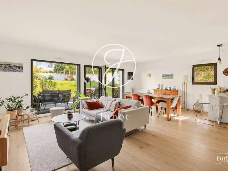 Appartement Rueil-Malmaison - 4 chambres - 117m²