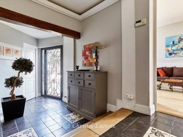 Sale House Rueil-Malmaison - 5 bedrooms