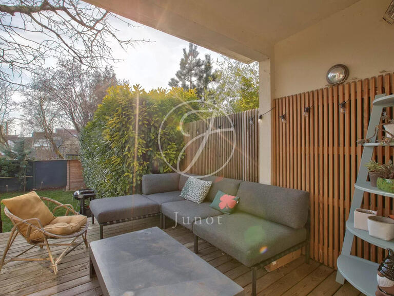 House Rueil-Malmaison - 4 bedrooms - 153m²