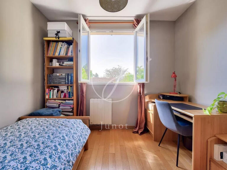Maison Rueil-Malmaison - 5 chambres - 197m²