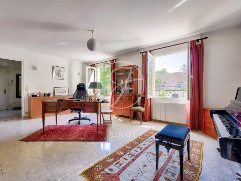 Maison Rueil-Malmaison - 5 chambres - 197m²