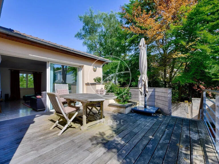 Maison Rueil-Malmaison - 5 chambres - 197m²