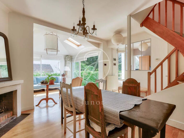 Maison Rueil-Malmaison - 4 chambres - 136m²