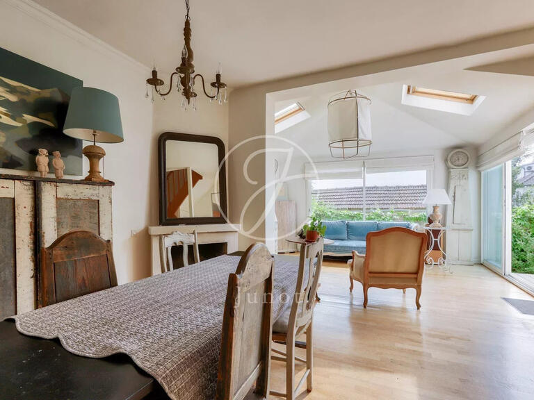Maison Rueil-Malmaison - 4 chambres - 136m²