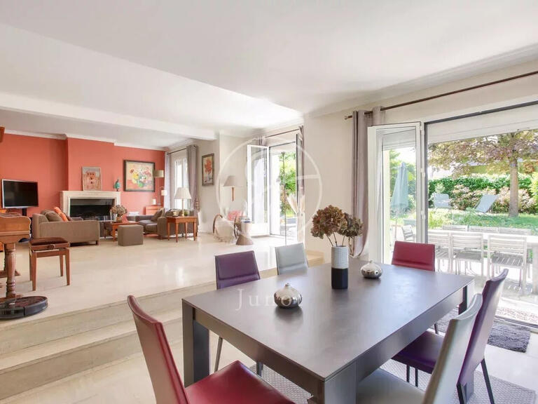 House Rueil-Malmaison - 5 bedrooms - 188m²