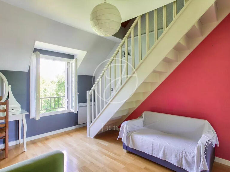 House Rueil-Malmaison - 5 bedrooms - 188m²