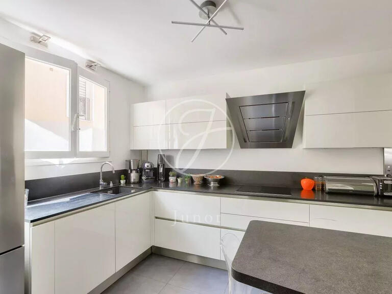 House Rueil-Malmaison - 4 bedrooms - 159m²