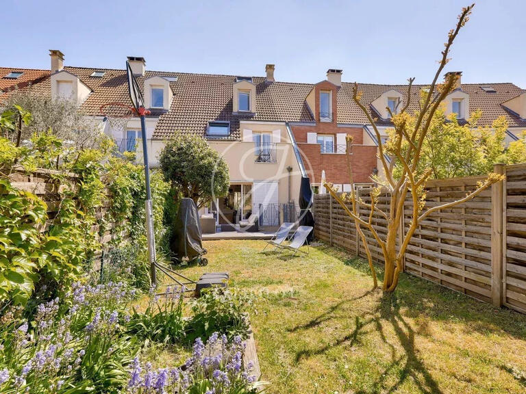 House Rueil-Malmaison - 4 bedrooms - 159m²
