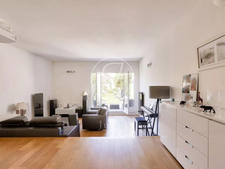 House Rueil-Malmaison - 4 bedrooms - 159m²
