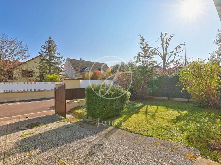 House Rueil-Malmaison - 4 bedrooms - 160m²
