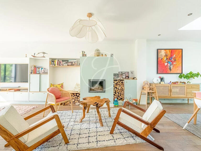 House Rueil-Malmaison - 4 bedrooms - 180m²