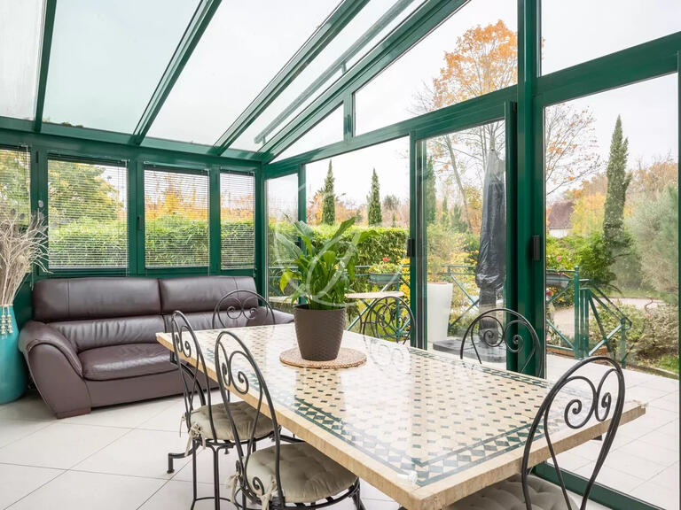 Maison Rueil-Malmaison - 3 chambres - 145m²