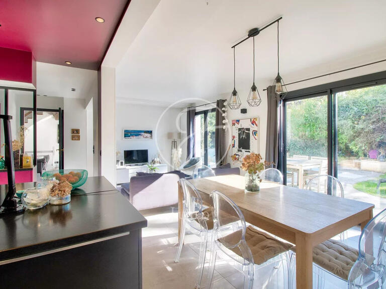 Maison Rueil-Malmaison - 4 chambres - 214m²