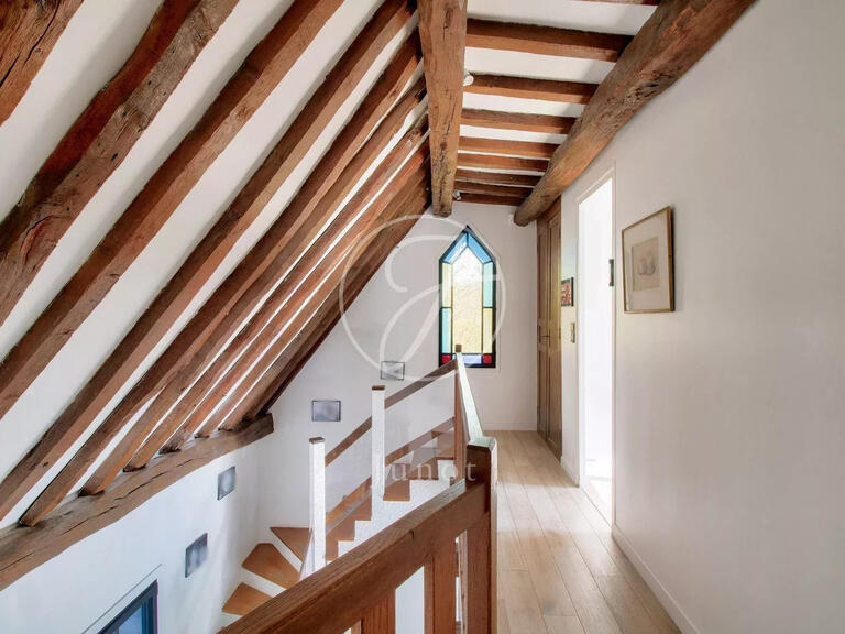House Rueil-Malmaison - 5 bedrooms - 214m²