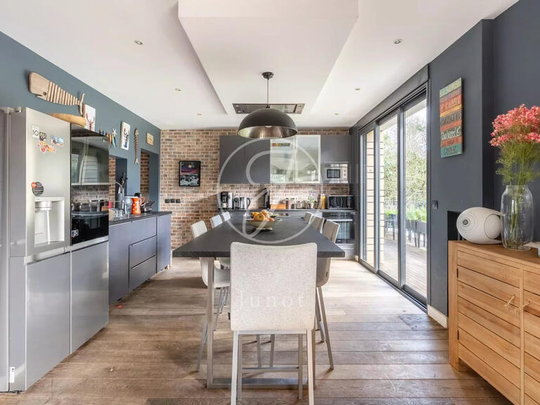 Maison Rueil-Malmaison - 7 chambres - 392m²