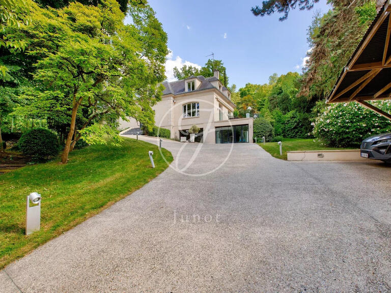 House Rueil-Malmaison - 4 bedrooms - 486m²
