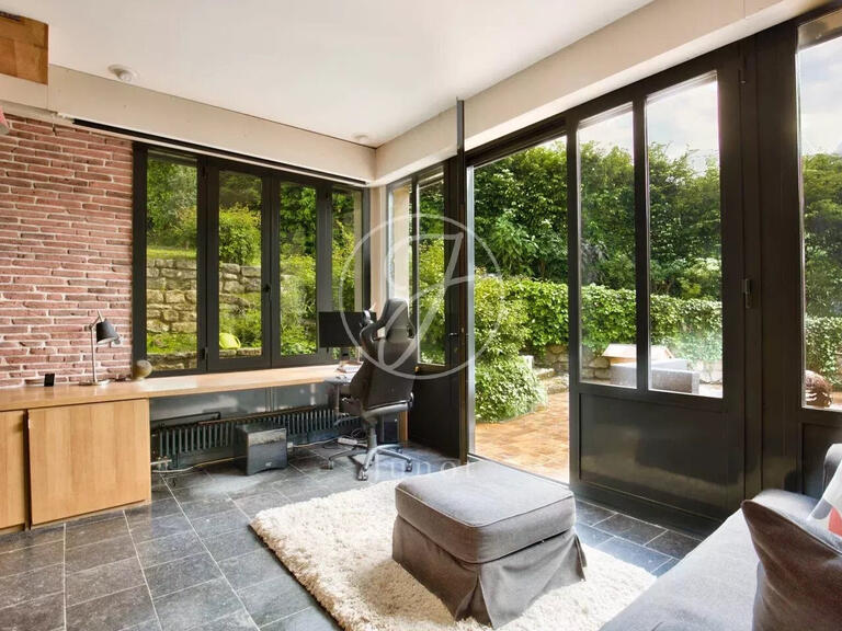 House Rueil-Malmaison - 4 bedrooms - 215m²