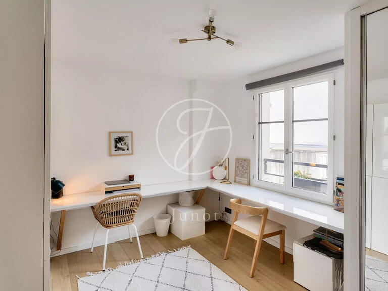 Maison Rueil-Malmaison - 5 chambres - 228m²