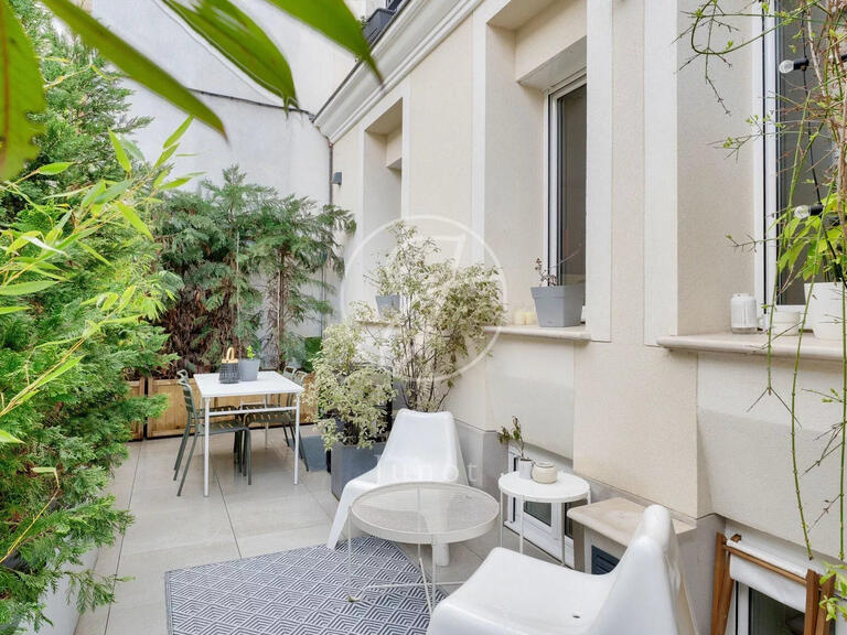 Maison Rueil-Malmaison - 5 chambres - 228m²