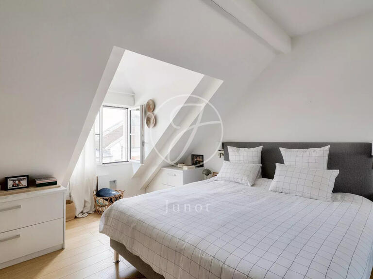 Maison Rueil-Malmaison - 5 chambres - 228m²