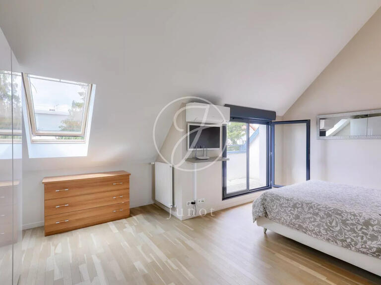 Maison Rueil-Malmaison - 4 chambres - 136m²