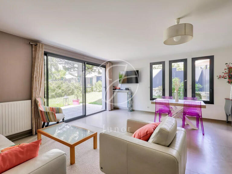 Maison Rueil-Malmaison - 4 chambres - 136m²