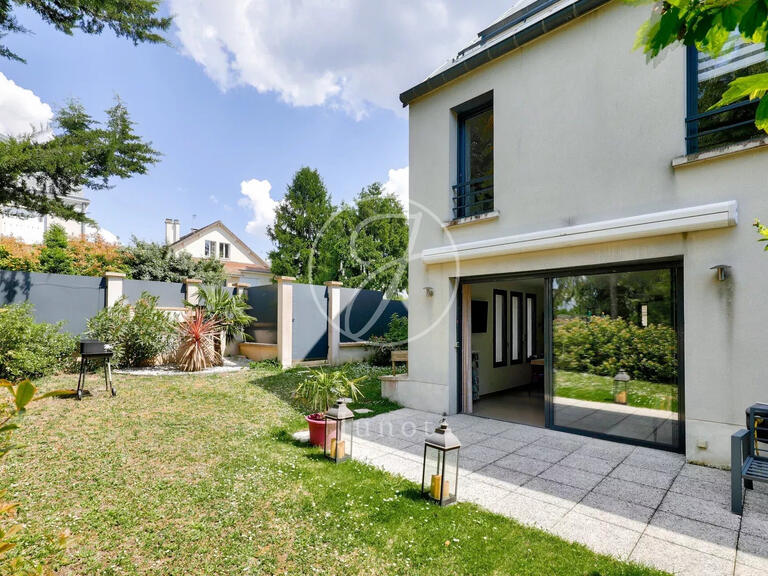 Maison Rueil-Malmaison - 4 chambres - 136m²