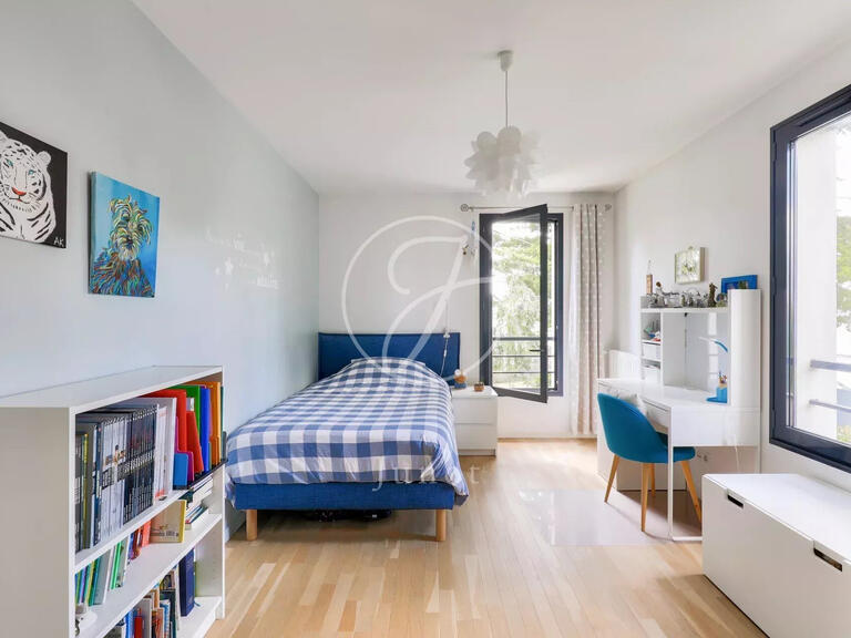 Maison Rueil-Malmaison - 4 chambres - 136m²