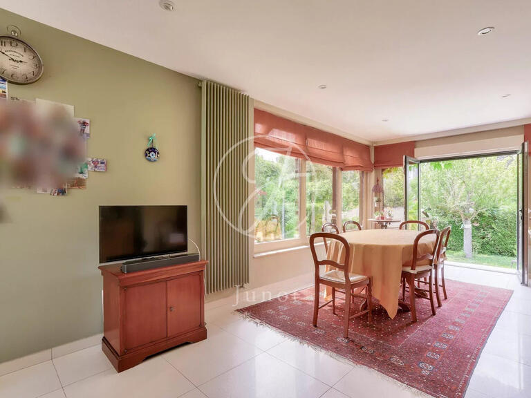 Maison Rueil-Malmaison - 3 chambres - 220m²