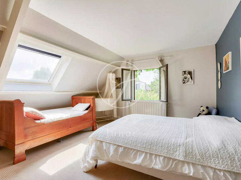 Maison Rueil-Malmaison - 3 chambres - 220m²