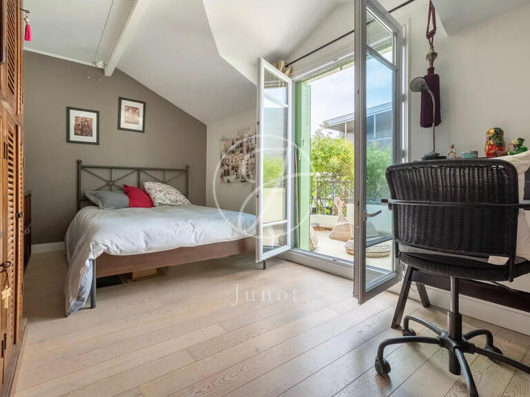 Maison Rueil-Malmaison - 5 chambres - 160m²