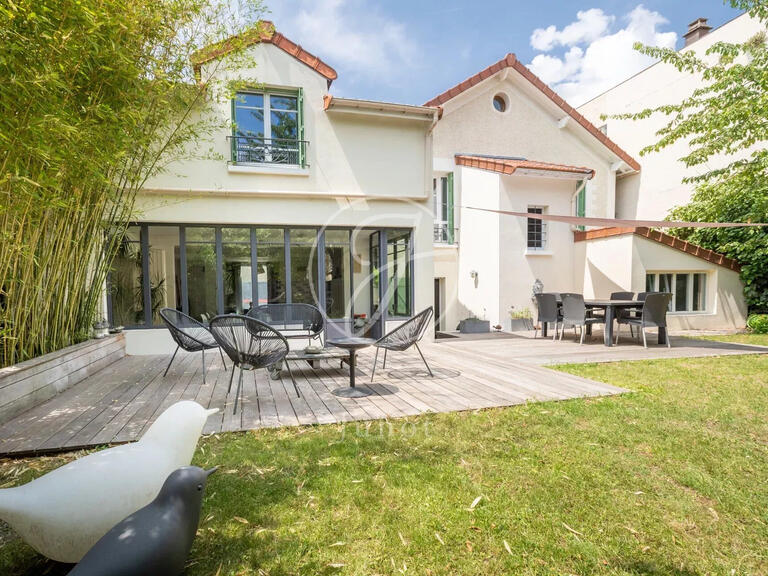 Maison Rueil-Malmaison - 5 chambres - 160m²